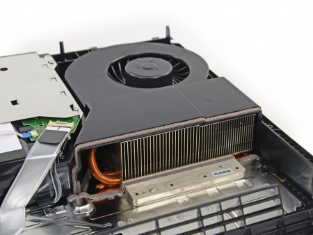 Чистка от пыли игровых приставок и консолей